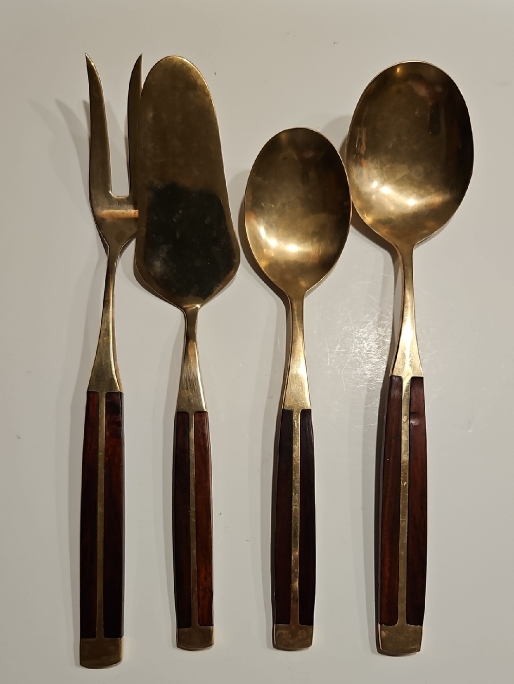 JEAN CLAUDE ROSEWOOD & BRASS  4 PIECE SERVING UTENSILS.